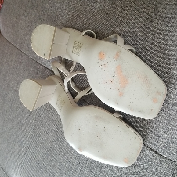 Oak + Fort Heeled Sandals - Picture 8 of 8